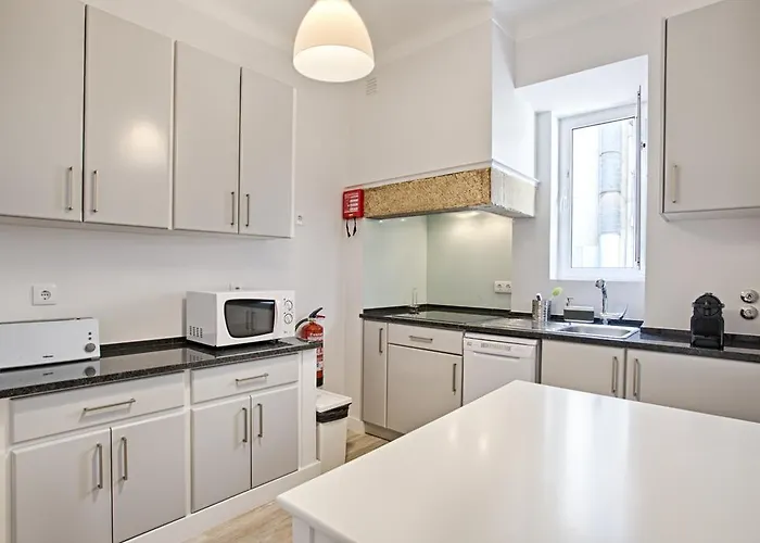 Bmyguest - Ambassador Boutique Apartment II